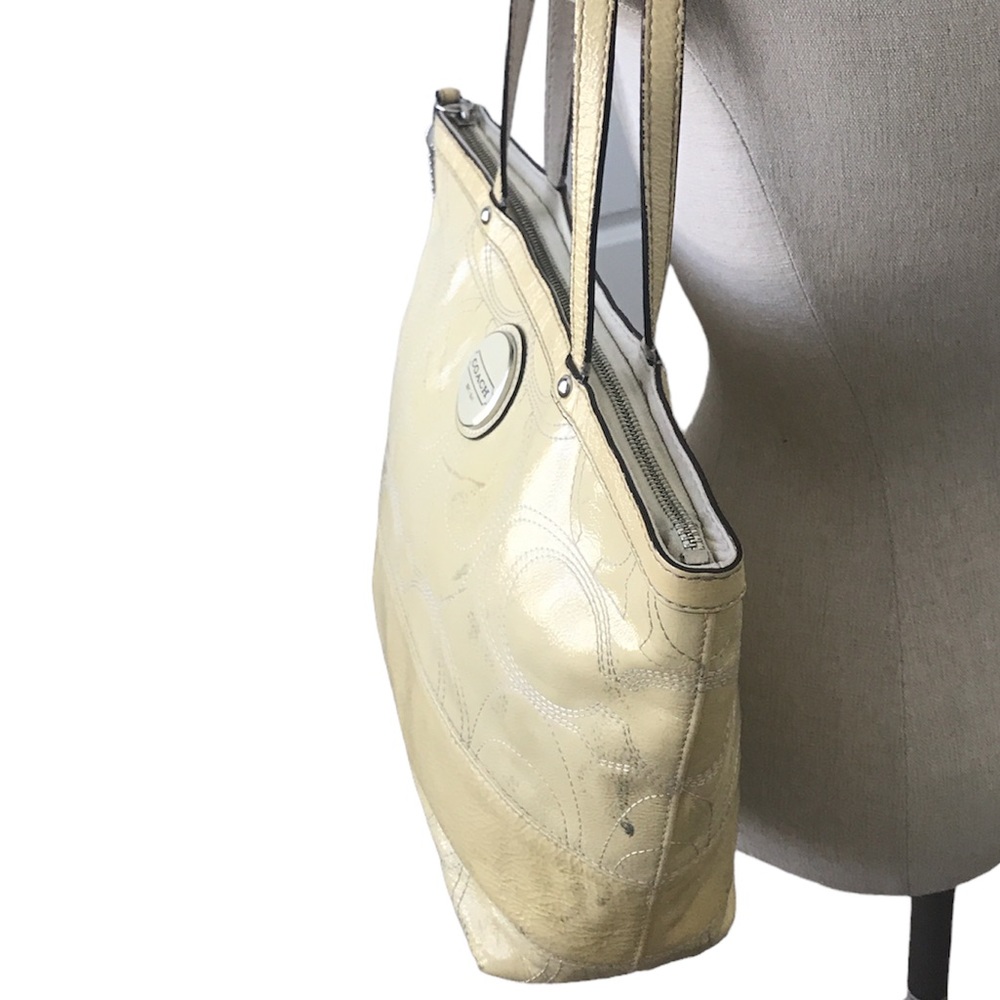 COACH Shoulder Hand Bag Light Yellow Women No. K1120 - F15142 - Picture 9 of 10